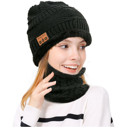 Bluetooth Hat Bib Plush Knit Hat – Warm Wool Hat with Stereo Bluetooth V4.2 Speakers